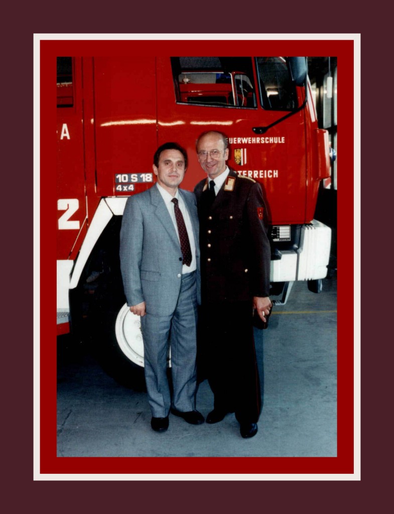 
1993 год, Австрия, Вена. Начальник пожарной охраны Москвы генерал Владимир Максимчук с начальником пожарной охраны Австрии – приятная встреча
